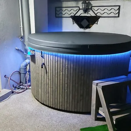 Casa Mea 게스트하우스 3*