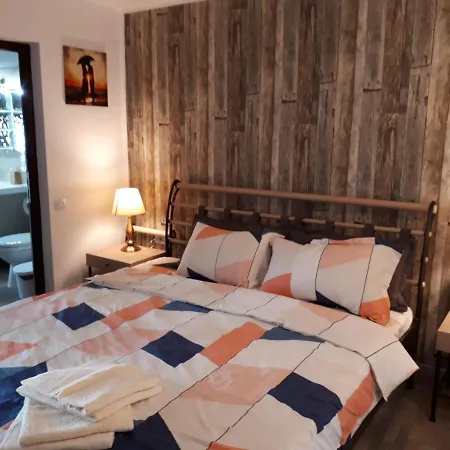 Πανσιόν Casa Mea 3*