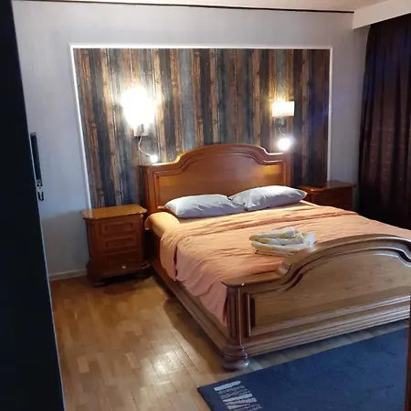 Casa Mea Πανσιόν