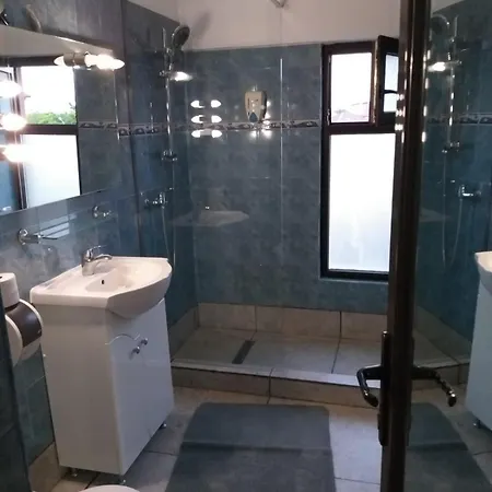 Πανσιόν Casa Mea 3*